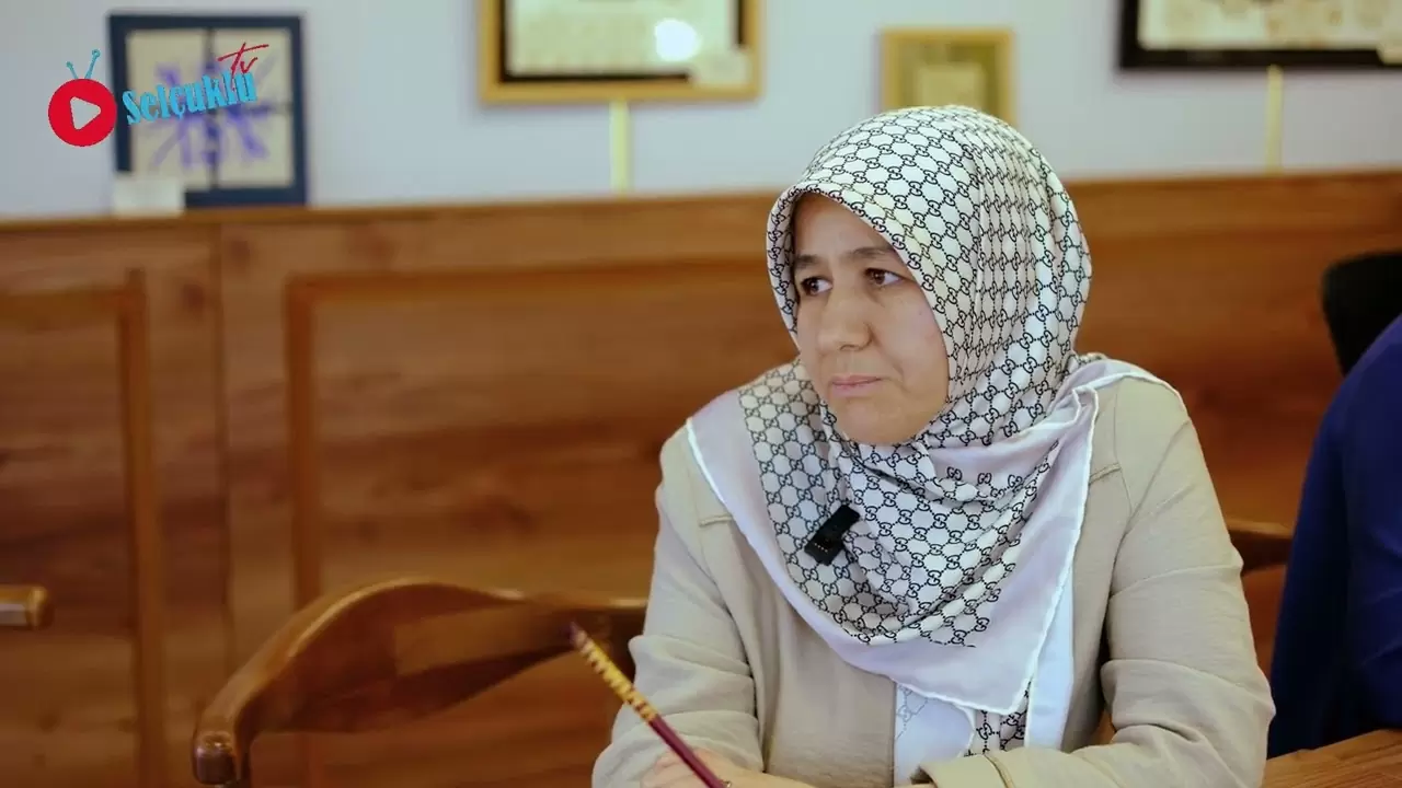 Gelişim ve Teknoloji Akademisinde Hat Sanatı Atölyesi Öğrencileri Sanatlarını Paylaşıyor