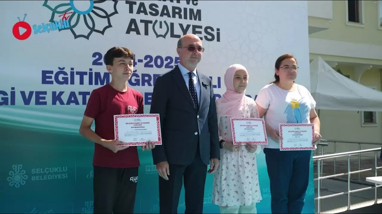 Selçuklu Sanat ve Tasarım Atölyesinde Mezuniyet Heyecanı 