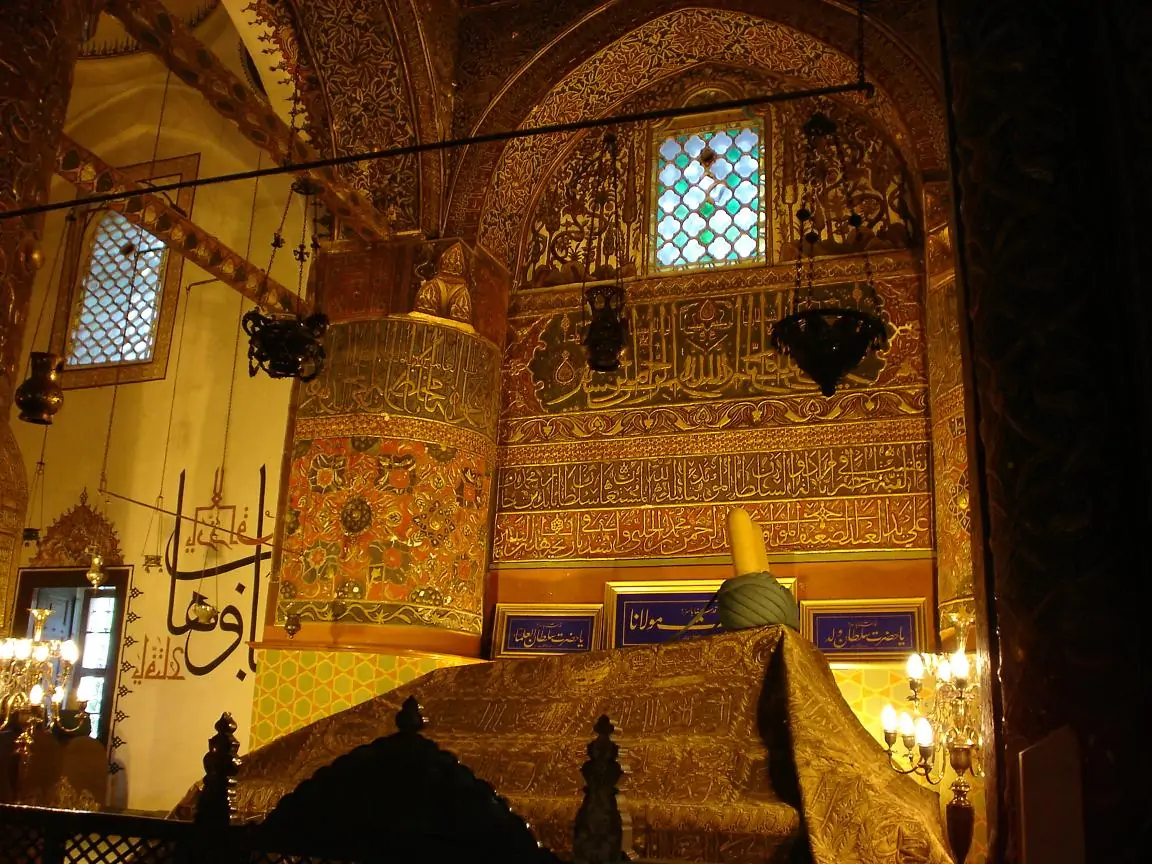 Mevlana Türbesi